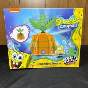 SpongeBob SquarePants Pineapple House Snap & Switch Building Brick Set‎